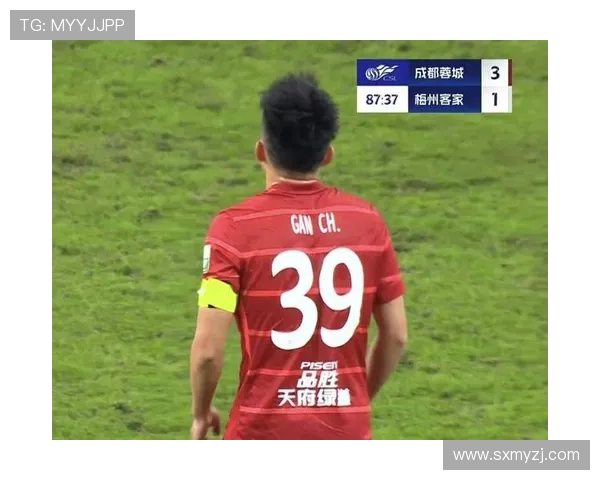 上海海港迎战成都蓉城实力对决 聚焦两队战术博弈与赛季走向