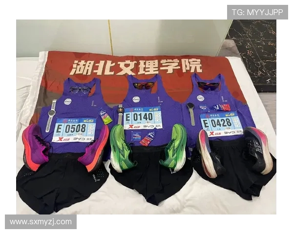 武汉城市马拉松街舞队精彩表现点评与赛事氛围分析