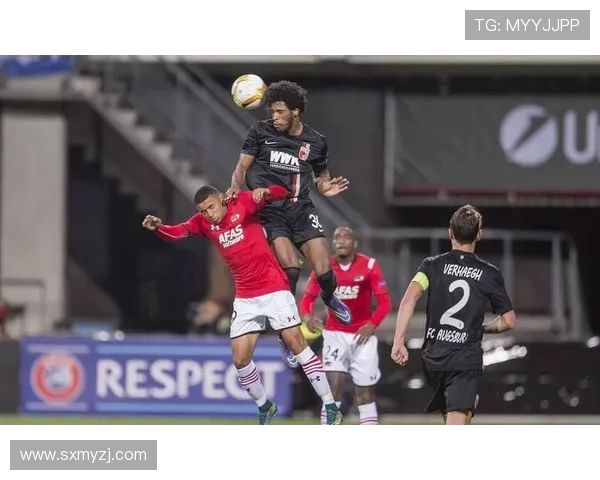 阿贾克斯迎战劲敌巅峰对决再燃欧洲绿茵激情时刻